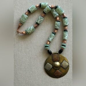 22-1/2 inch African Inspired Colorful Necklace NWOT